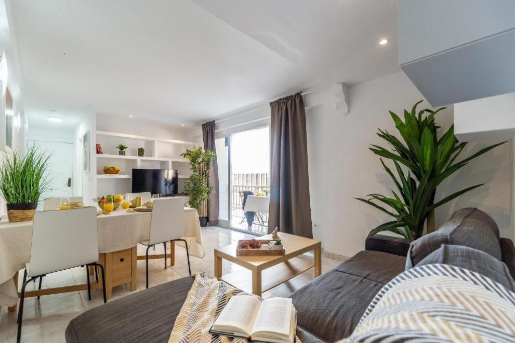 Seaside Boutique Apartment فوينخيرولا المظهر الخارجي الصورة
